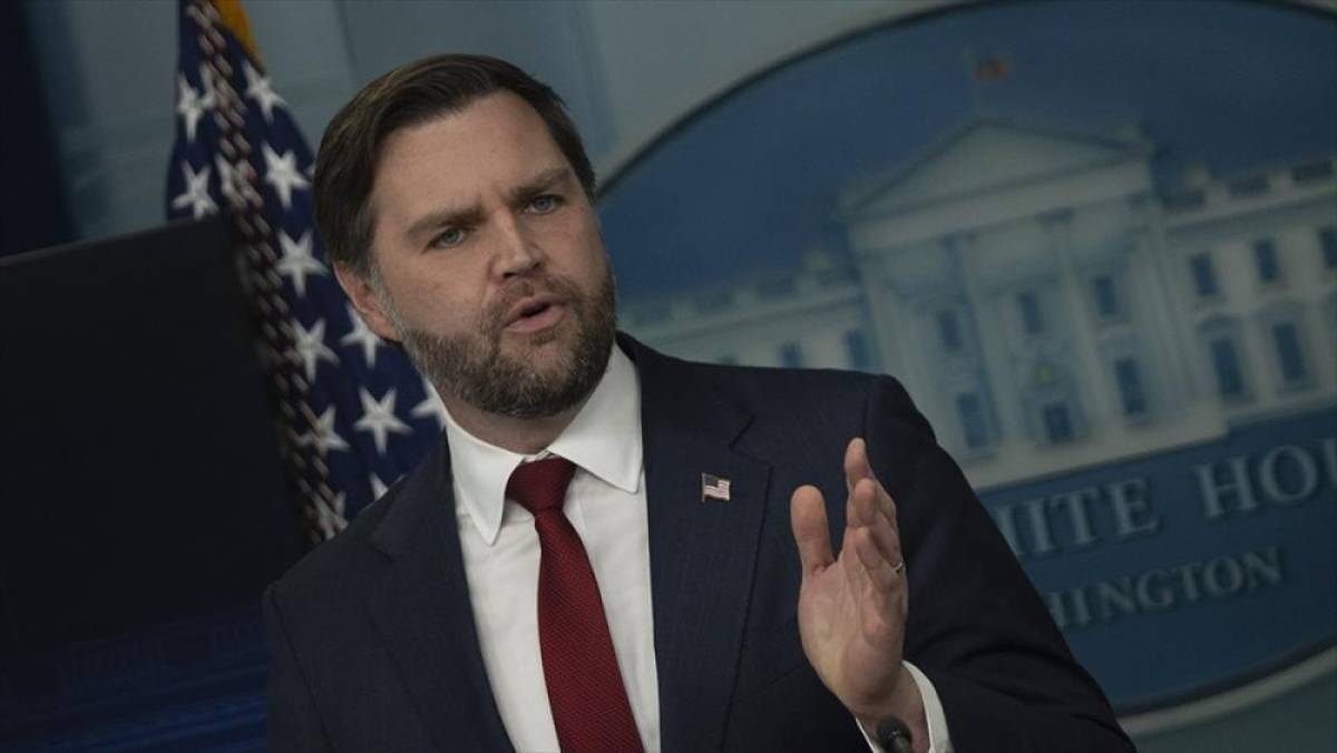 ABD Başkan Yardımcısı Vance'in İran'a y&ouml;nelik saldırılar konusunda sessiz kalması dikkati &ccedil;ekiyor