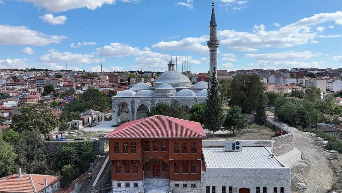 İhya edilen Edirne Mevlevihanesi ekimin ikinci haftasında hizmete a&ccedil;ılacak