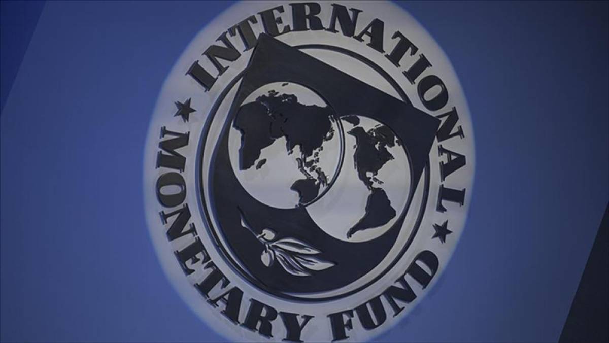IMF bu yıla ilişkin k&uuml;resel ekonomik b&uuml;y&uuml;me tahminini y&uuml;kseltti