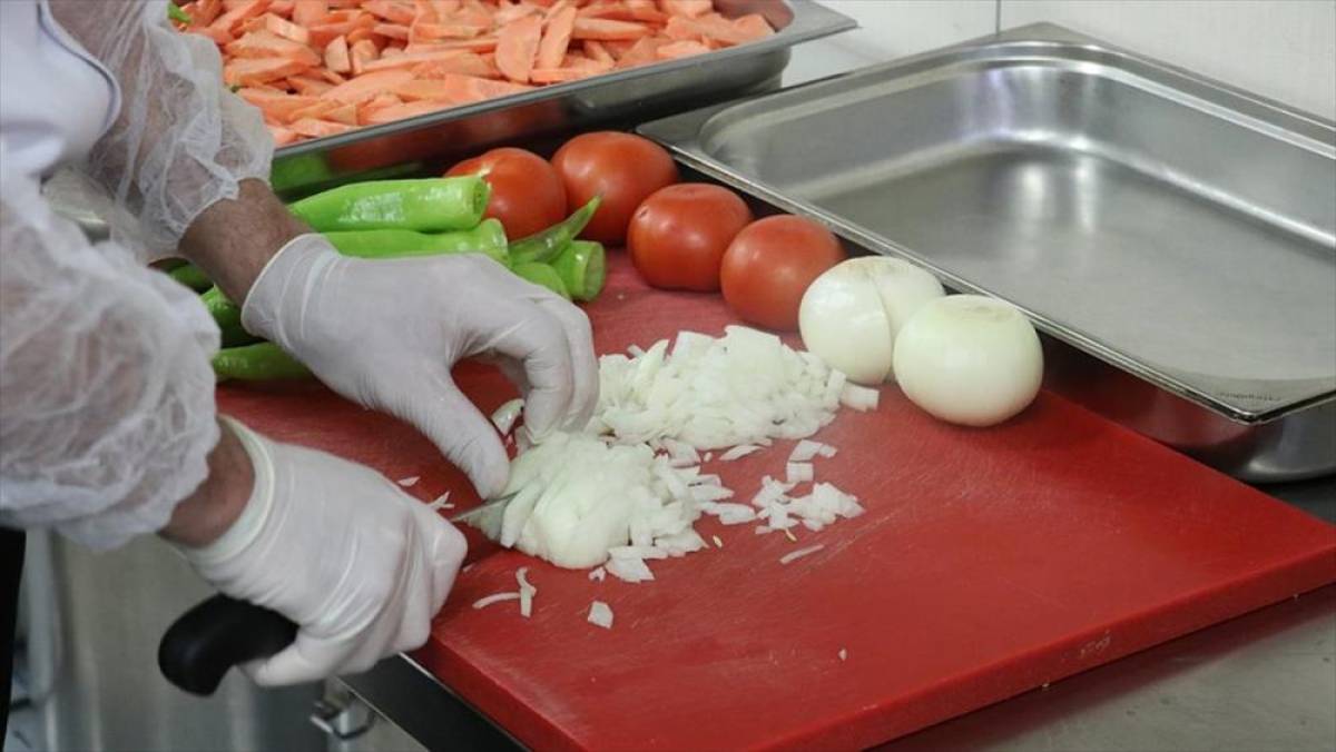 Somuncu Baba Vakfı ramazanda iftar sofralarıyla g&ouml;n&uuml;llere dokunacak