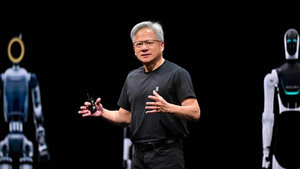 Nvidia CEO'su Huang, yapay zekayı olabildiğince "hızlı" geliştirme &ccedil;ağrısı yaptı