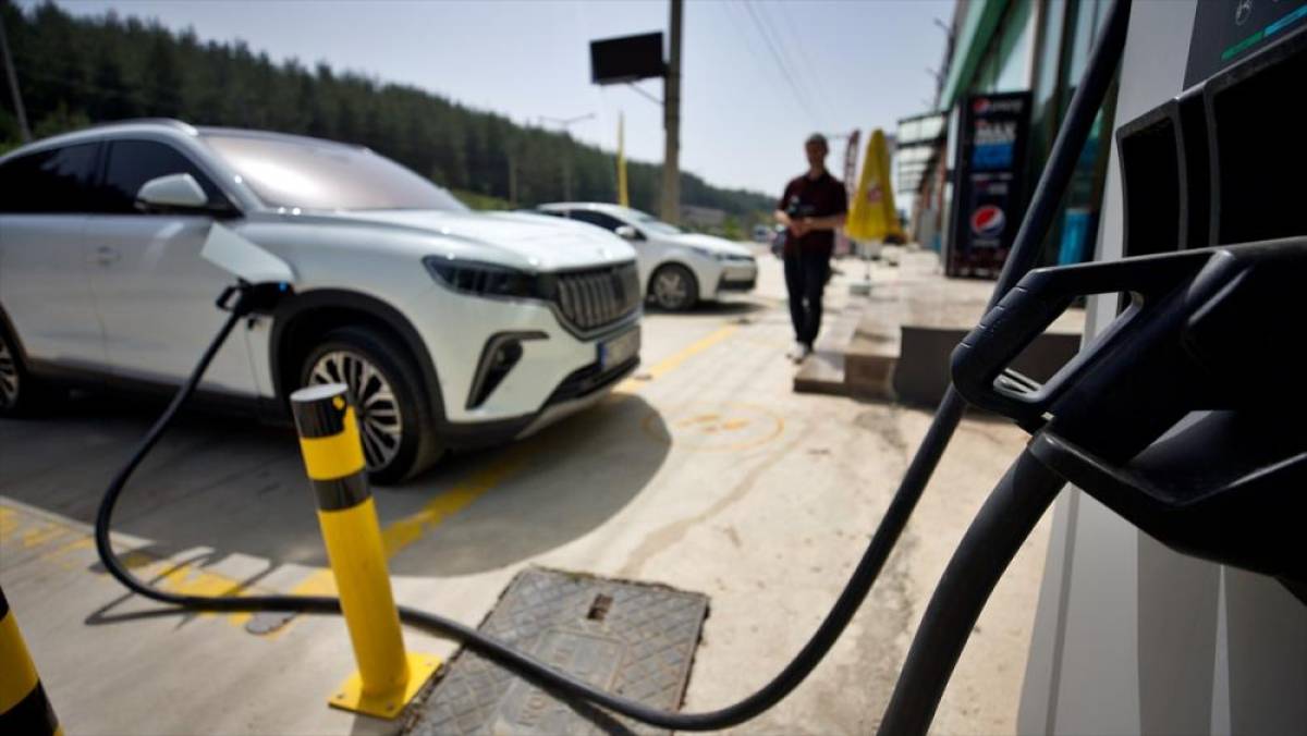 Ağustosta elektrikli ara&ccedil;lara 3,5 milyonun &uuml;zerinde şarj işlemi yapıldı