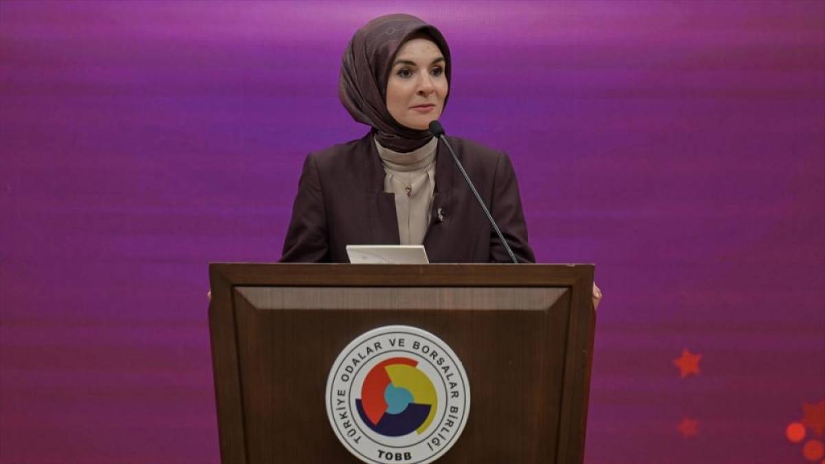 Bakan Göktaş: Geleceğini Kuran Genç Kadınlar Projesi ile 4 bin 500 genç kadına destek oluyoruz