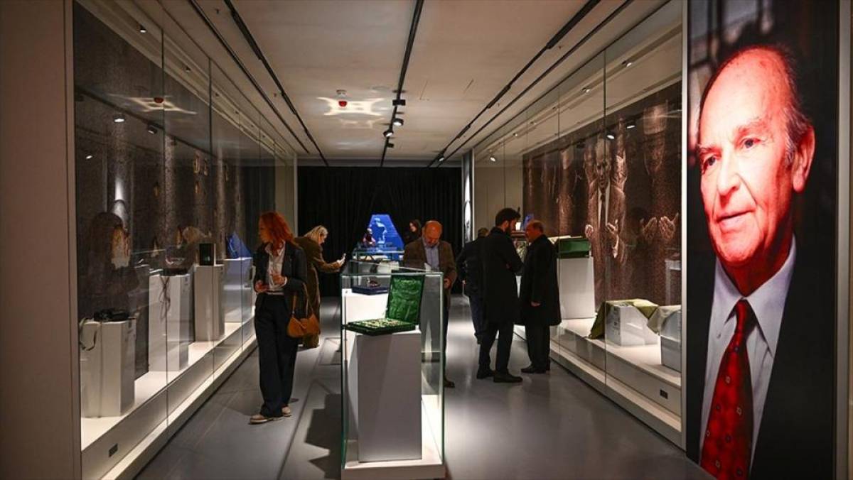 "Aliya 100 Yaşında: Hayat, Fikir, M&uuml;cadele Sergisi" AKM'de t&ouml;renle a&ccedil;ıldı