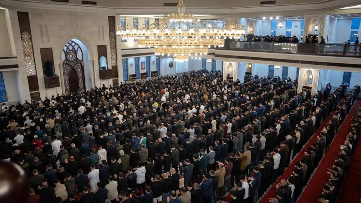 D&uuml;nyada Ramazan Bayramı kutlanıyor