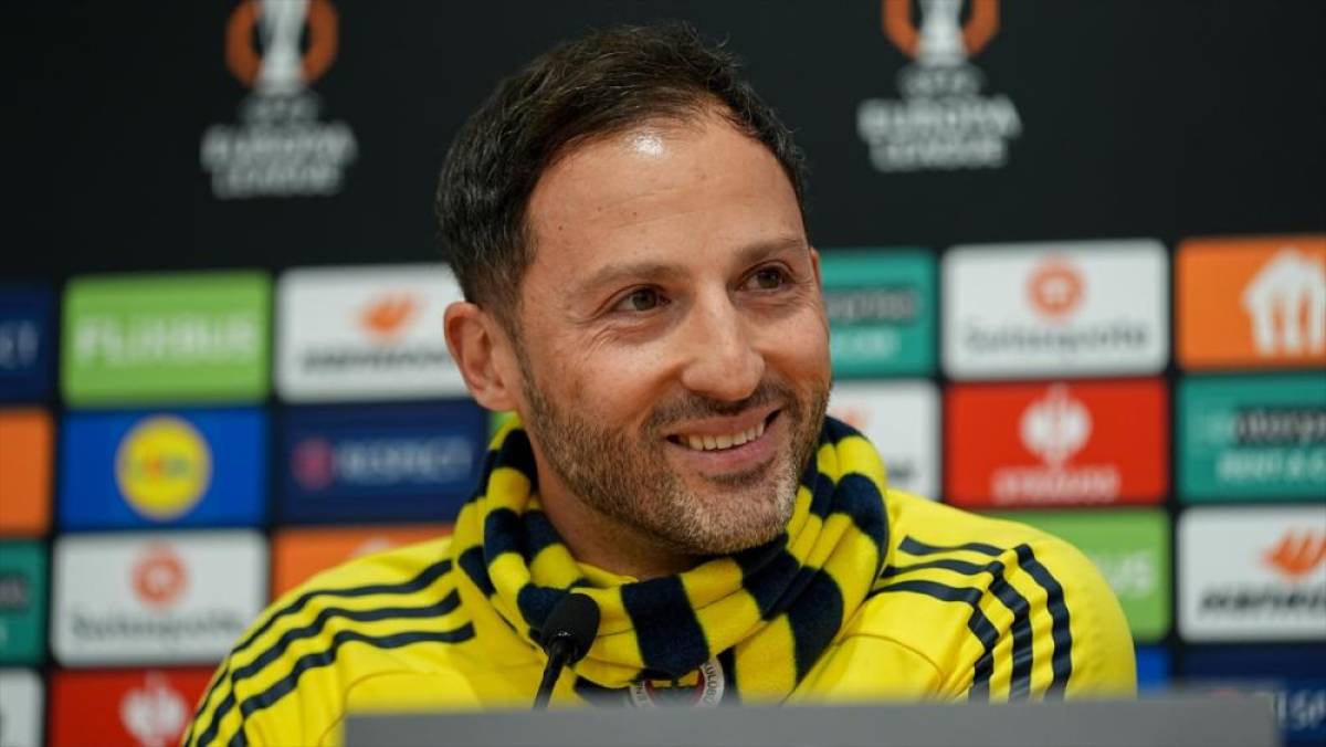 Fenerbah&ccedil;e Teknik Direkt&ouml;r&uuml; Domenico Tedesco: İlk 8 şansımız yarınki ma&ccedil;a bağlı