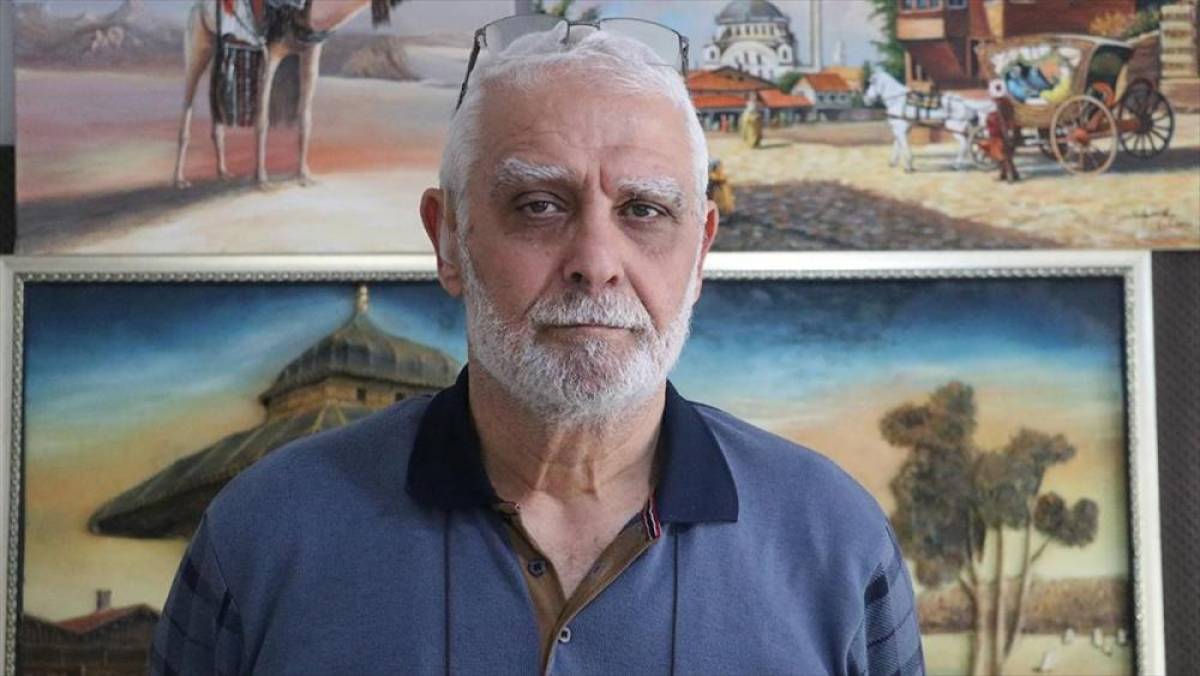 Renklerin b&uuml;y&uuml;l&uuml; d&uuml;nyasına &ouml;mr&uuml;n&uuml; adadı