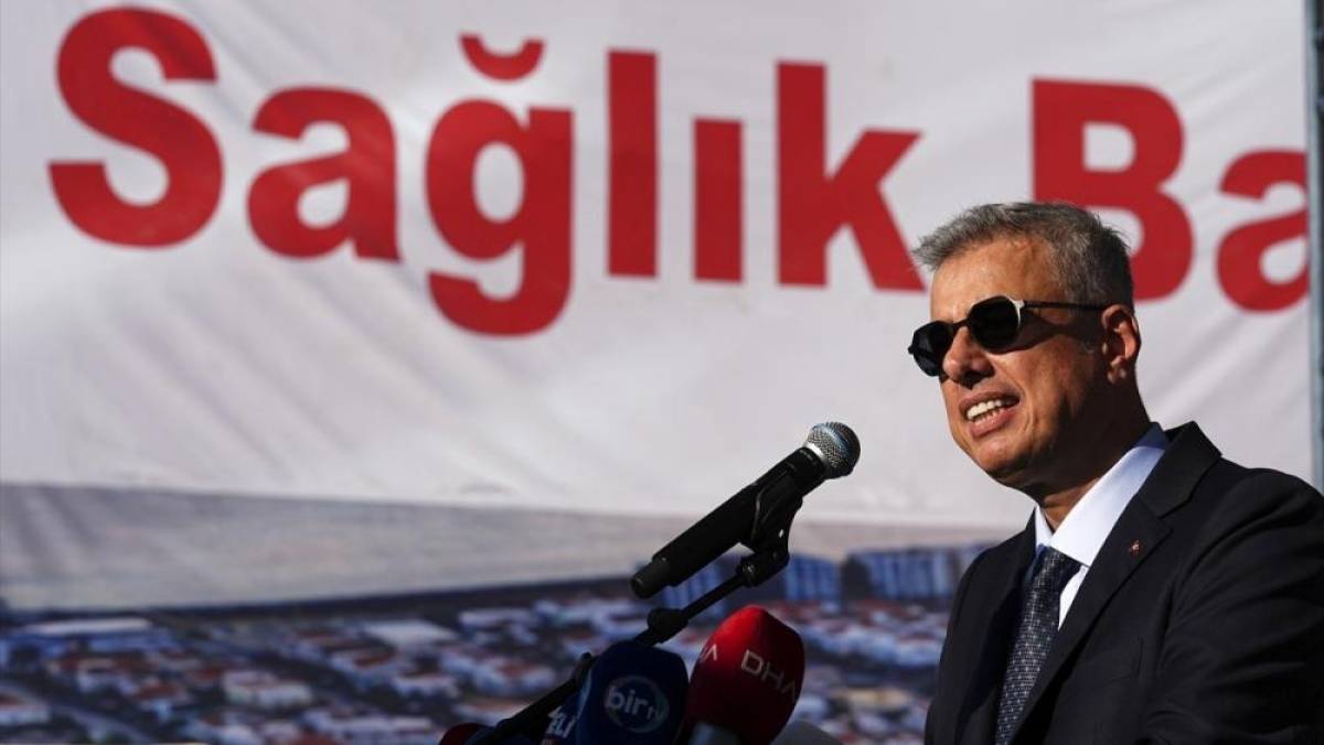 Sağlık Bakanı Memişoğlu'ndan İzmir'e ikinci şehir hastanesi m&uuml;jdesi