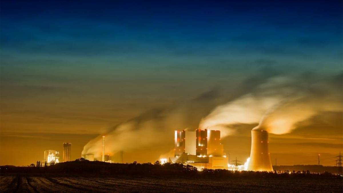 D&uuml;nyada yapımı s&uuml;ren 10 enerji projesinden 7'si "temiz" kaynaklı