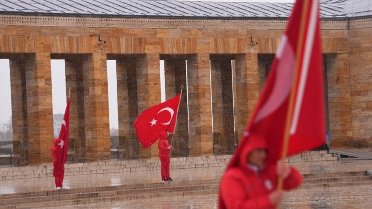 Spor kul&uuml;pleri, 23 Nisan Ulusal Egemenlik ve &Ccedil;ocuk Bayramı'nı kutladı