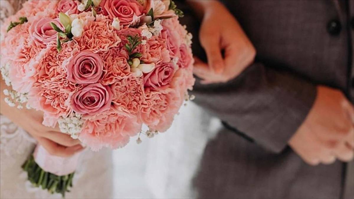 T&uuml;rkiye'de ge&ccedil;en yıl evlenen &ccedil;iftlerin sayısı 552 bin 237 oldu