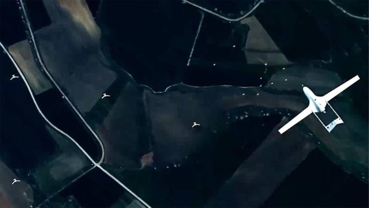 Baykar'ın yeni platformları K2 Kamikaze İHA ve dolanan m&uuml;himmat Sivrisinek sahaya &ccedil;ıktı