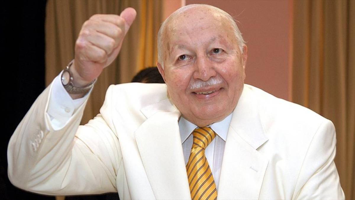 D-8'in fikir babası Erbakan vefatının 15. yılında anılıyor