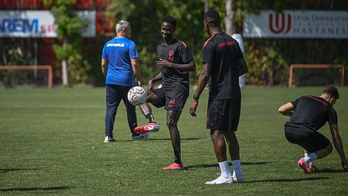 Gen&ccedil;lerbirliği, S&uuml;per Lig'de 3'te 3 peşinde