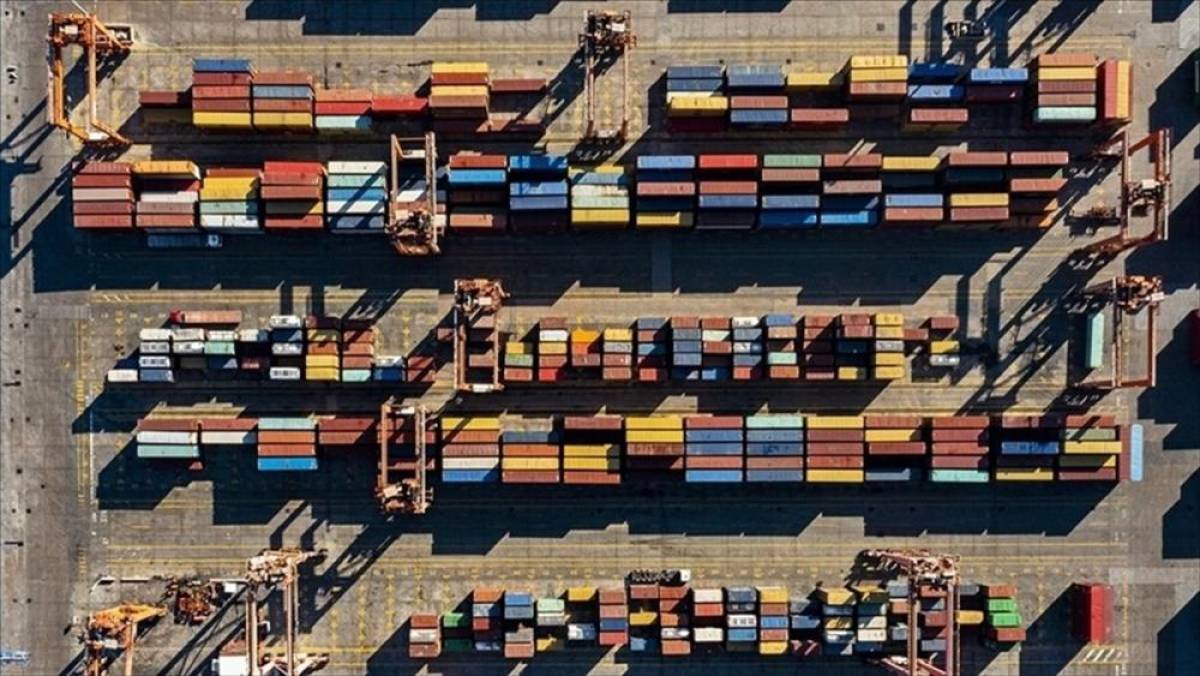 Serbest b&ouml;lgelerden ilk &ccedil;eyrekte 3 milyar 23 milyon dolarlık ihracat