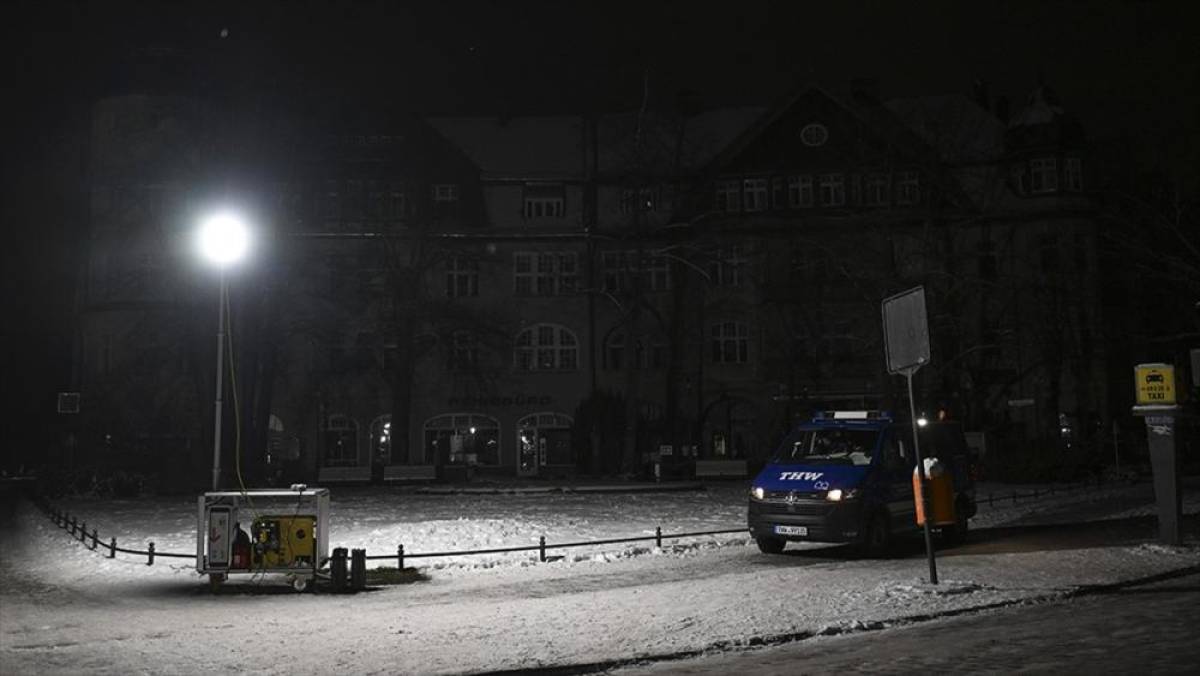 Alman uzmana g&ouml;re Berlin'de elektrik şebekesine yapılan saldırının devamı gelebilir