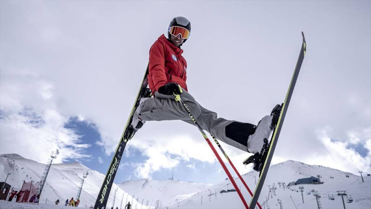 Kayakla atlamaya kiralık ekipmanla başladı, &uuml;&ccedil;&uuml;nc&uuml; kez olimpiyat sahnesine &ccedil;ıkıyor