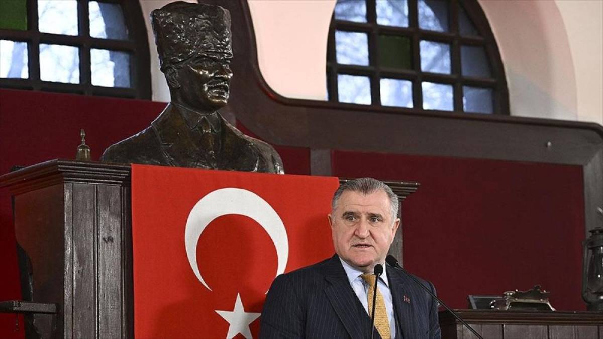 Bakan Bak: Bakanlık olarak tematik kampları ger&ccedil;ekten &ccedil;ok &ouml;nemsiyoruz