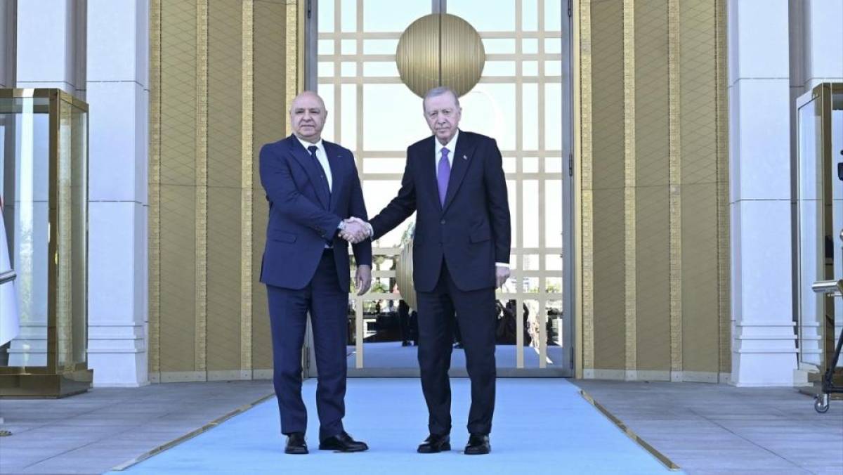 Cumhurbaşkanı Erdoğan, L&uuml;bnan Cumhurbaşkanı Avn'ı resmi t&ouml;renle karşıladı