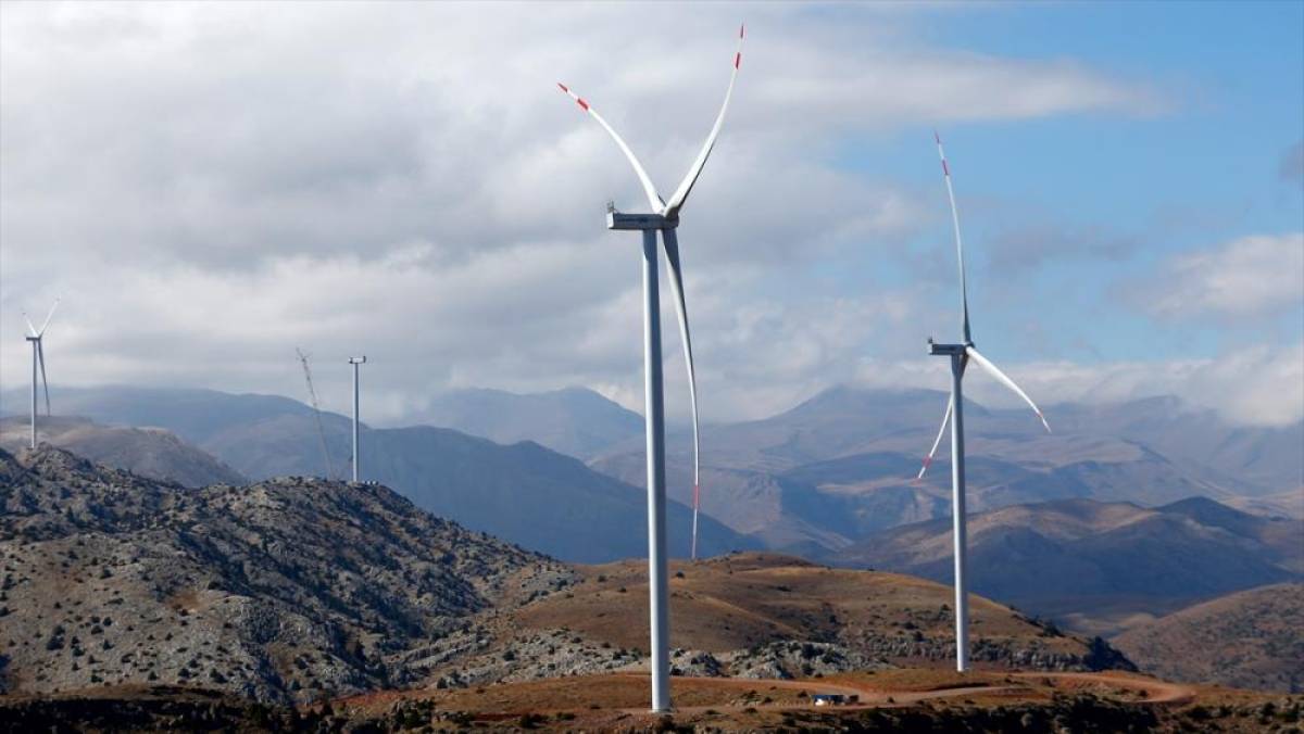 T&uuml;rkiye r&uuml;zgar sekt&ouml;r&uuml;n&uuml;n y&uuml;zde 70'i gelecek 3 yılda yeni yatırım planlıyor