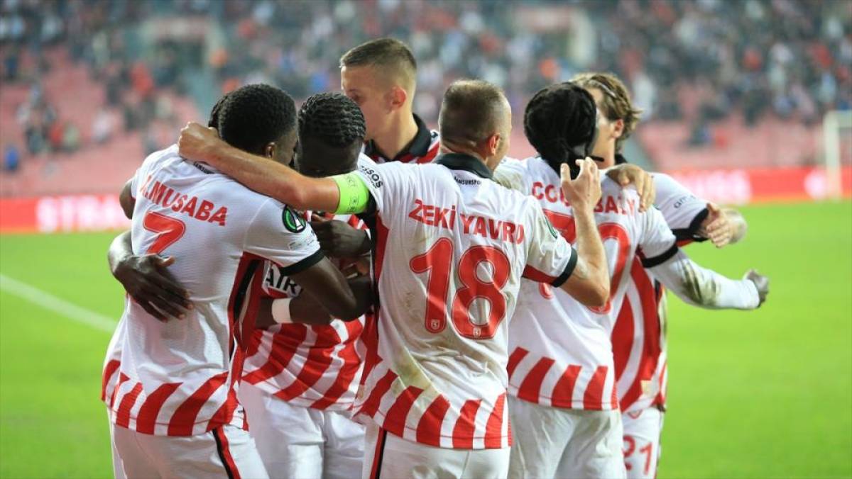 Samsunspor, Süper Lig'de yarın Alanyaspor'u konuk edecek