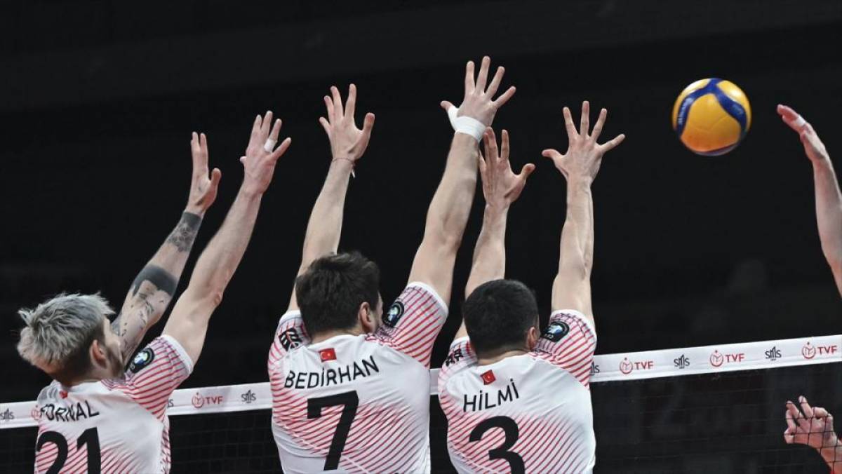 Ziraat Bankkart, CEV Erkekler Şampiyonlar Ligi'nde d&ouml;rtl&uuml; finale y&uuml;kselmeyi garantiledi