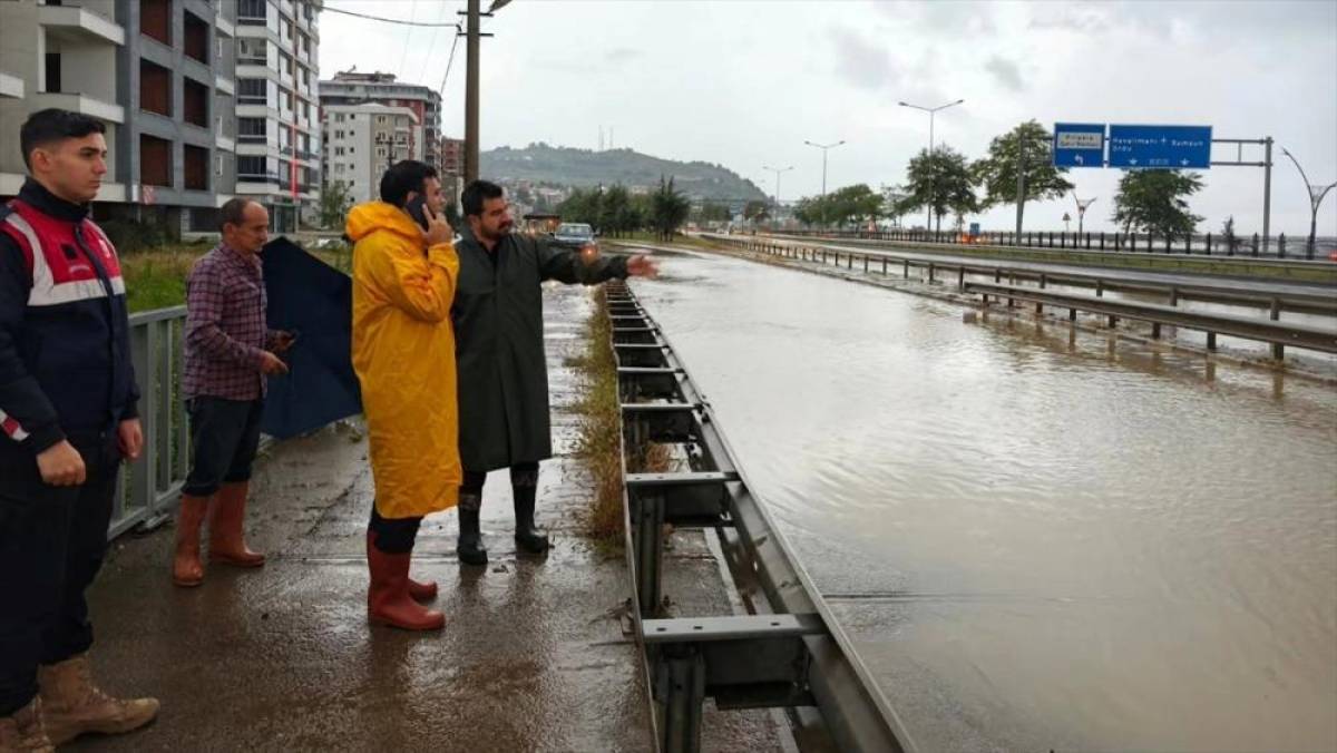 Ordu ve Giresun'da sağanak etkili oldu
