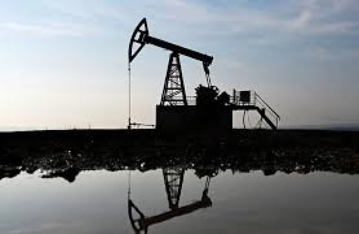 ABD-İran anlaşmasının a&ccedil;ıklanmasının ardından petrol fiyatları  d&uuml;şt&uuml;