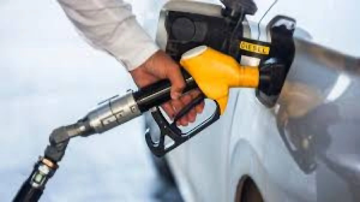 Akaryakıta peş peşe sert zam! Motorin 80 liraya dayandı