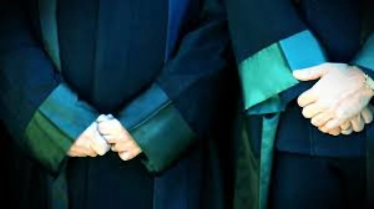 Barodan avukatlara fren: Sosyal medya paylaşımlarınıza dikkat edin!