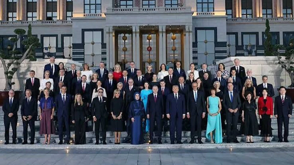 Beştepe'de tarihi 'NATO' resepsiyonu! Erdoğan &ccedil;ifti liderleri karşıladı