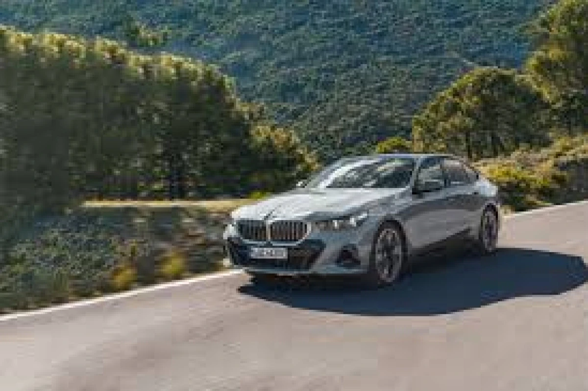 BMW 196 bin aracı geri çağırdı