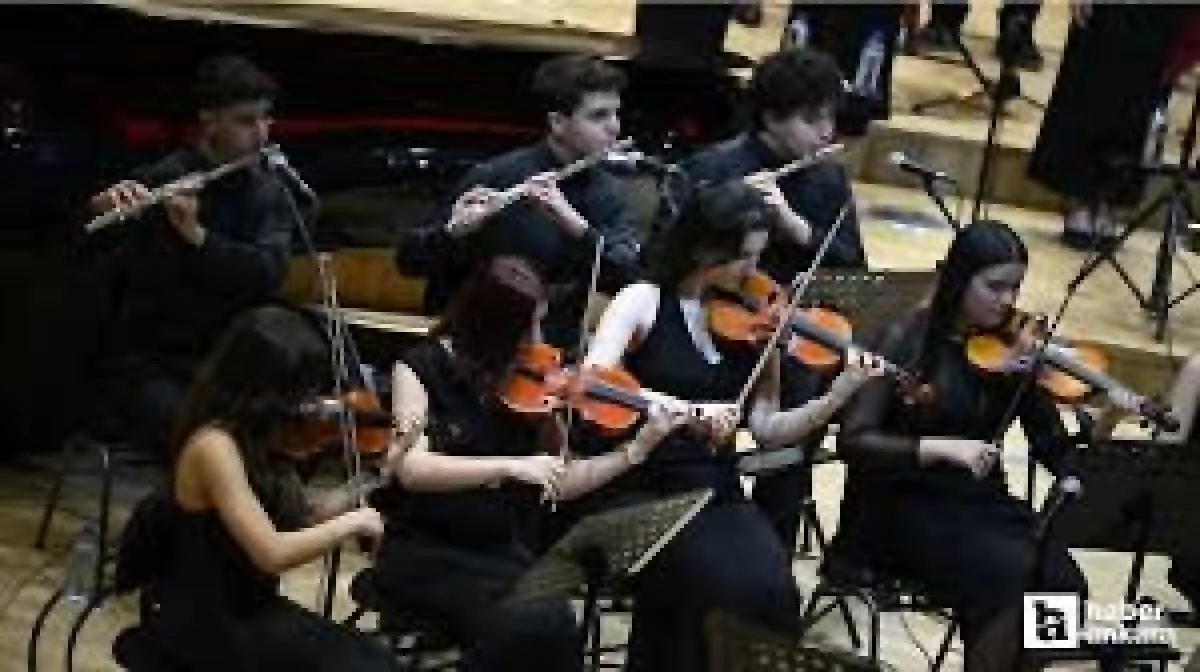 Depremzede Gen&ccedil;lerin Sahne Hayali Ankara'da Ger&ccedil;ek Oldu