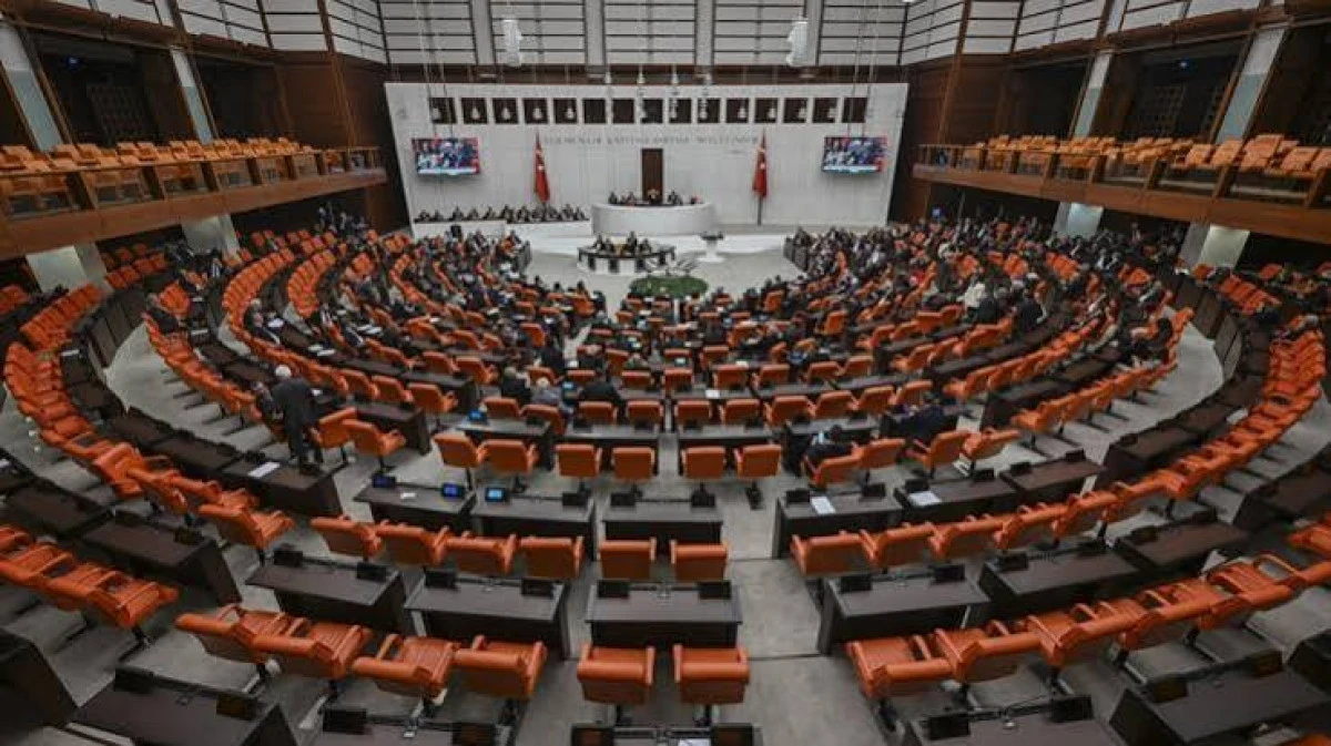 Fonların tasfiyesine ilişkin kanun teklifi Meclis&rsquo;ten ge&ccedil;ti