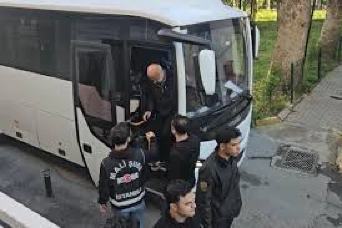 İBB'ye yeni operasyon: 57 kişi g&ouml;zaltına alındı