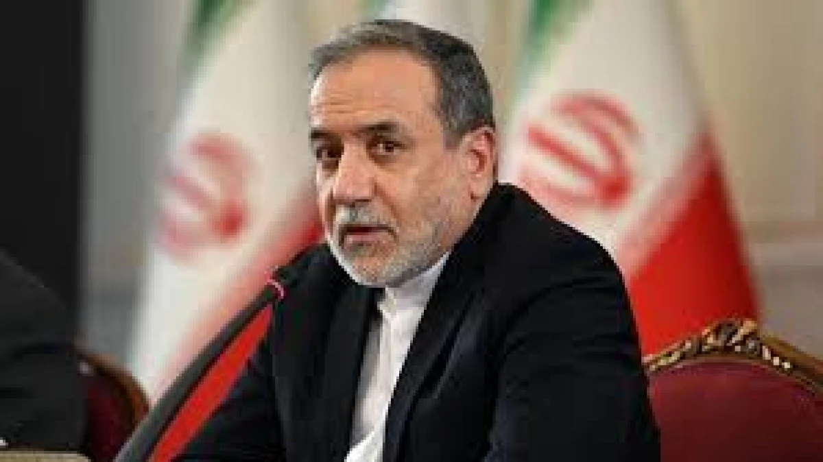 Arak&ccedil;i Cenevre'de! Tahran, g&ouml;r&uuml;şme &ouml;ncesinde yaptırımların kaldırılması karşılığında zenginleştirmeyi azaltmayı teklif etti