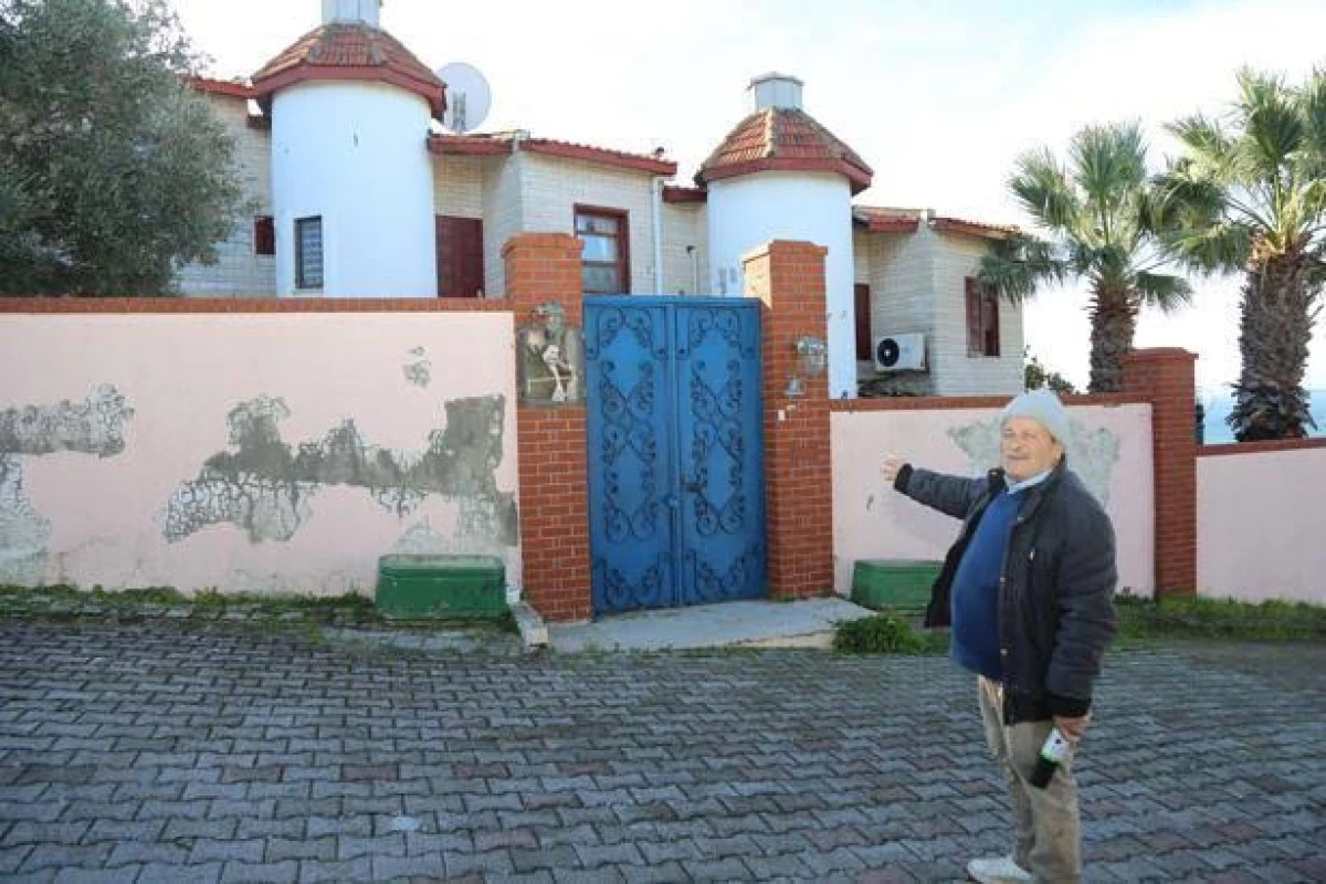 Kayahan'ın 'G&ouml;n&uuml;l K&ouml;şk&uuml;' satışa &ccedil;ıktı