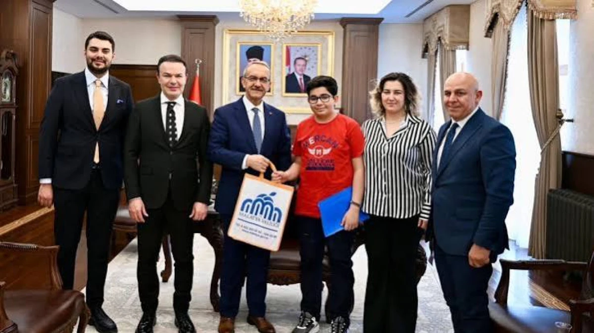 Malatyalı &ouml;ğrenci d&uuml;nya birincisi oldu