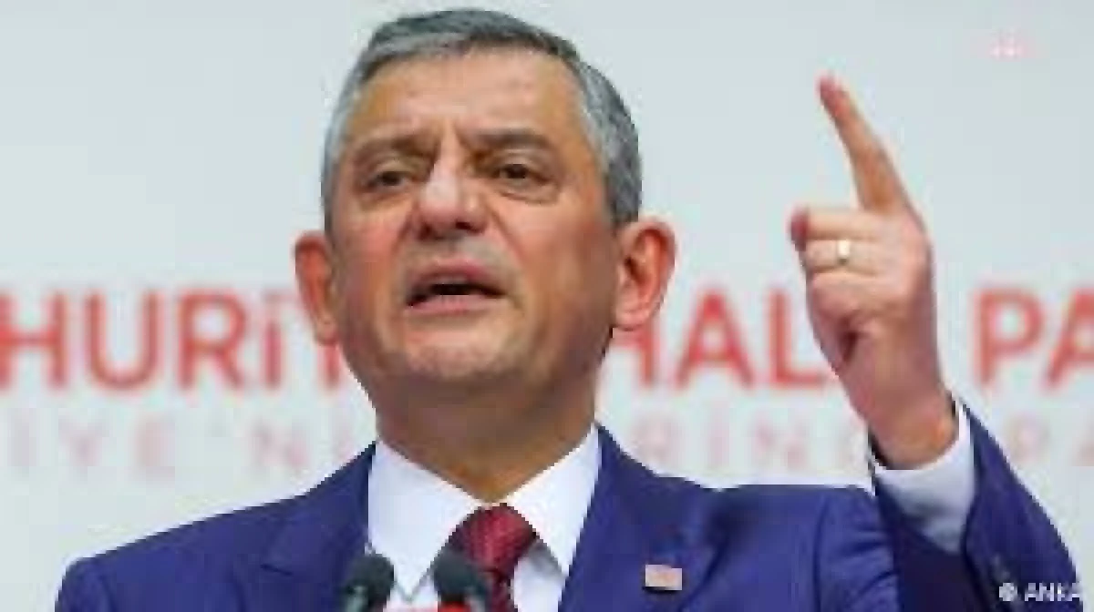 Muhalefetten okul saldırılarına "g&uuml;venlik zafiyeti" tepkisi