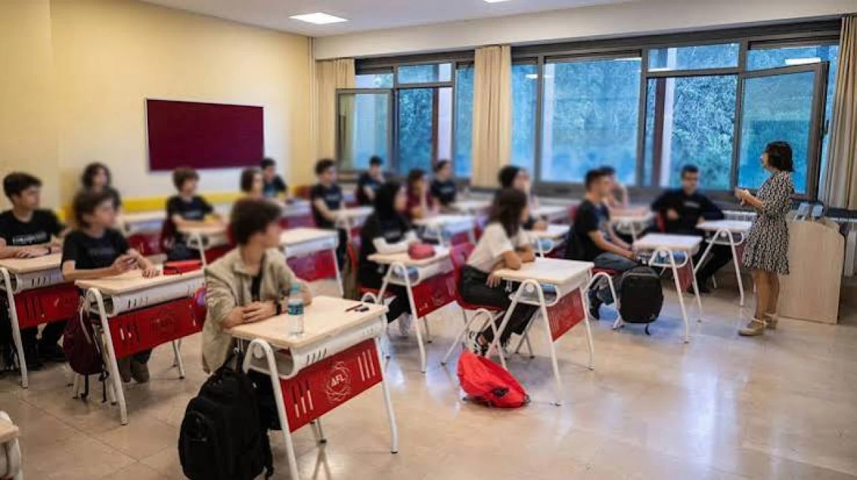 &Ouml;zel okulların zamlı fiyatları dudak u&ccedil;uklattı