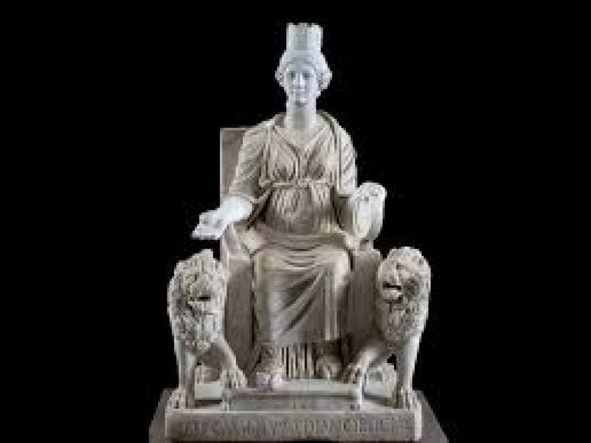 Roma d&ouml;nemine ait Kybele heykeli yurtdışına ka&ccedil;ırılıyordu