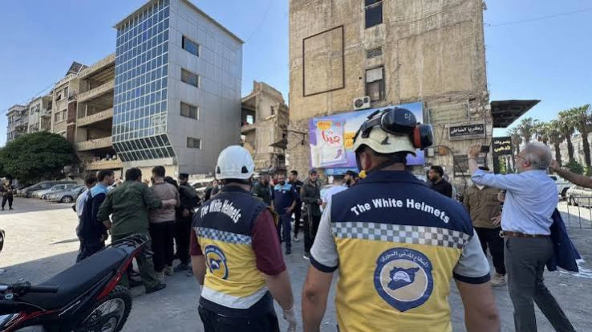 Şam'da bir kafede meydana gelen patlamada en az beş kişi &ouml;ld&uuml;