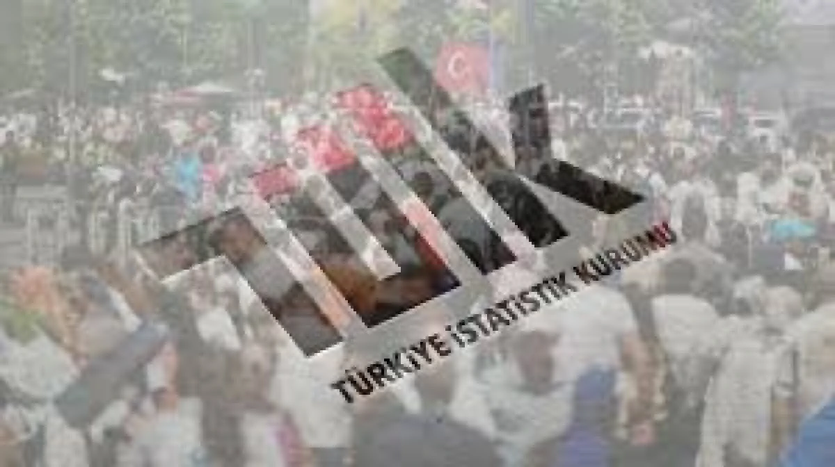 T&Uuml;İK a&ccedil;ıkladı: T&uuml;rkiye'nin g&uuml;ncel n&uuml;fusu! 