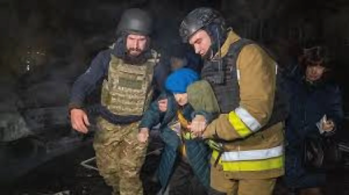 Ukrayna, Rusya'nın b&uuml;y&uuml;k saldırılarıyla karşı karşıya kaldı, dokuz kişi &ouml;ld&uuml;