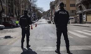 Valilik duyurdu: İzmir'de toplantı, yürüyüş konser, eğlence ve oyun eylemleri yasaklandı