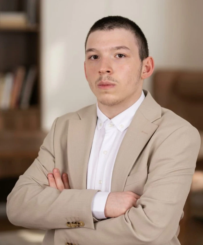 Hasan Karademir - Yazar, Program Moderat&ouml;r&uuml;