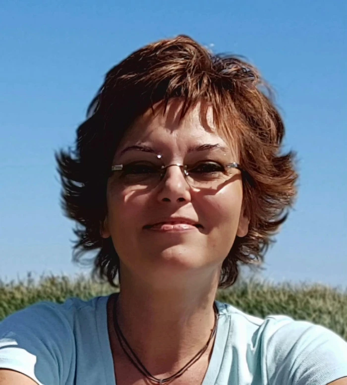 İNCİ G&Uuml;&Ccedil;L&Uuml;ER-Mimar
